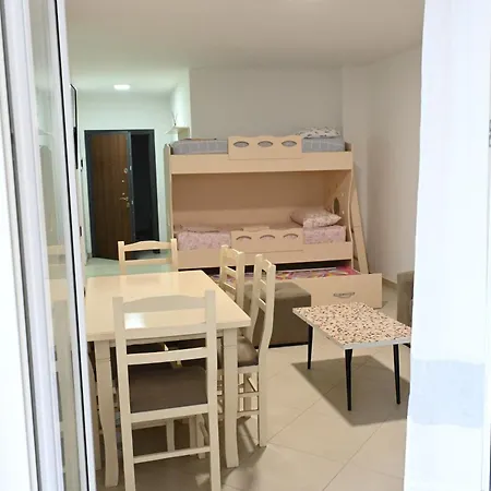 Apartment Seaside -
